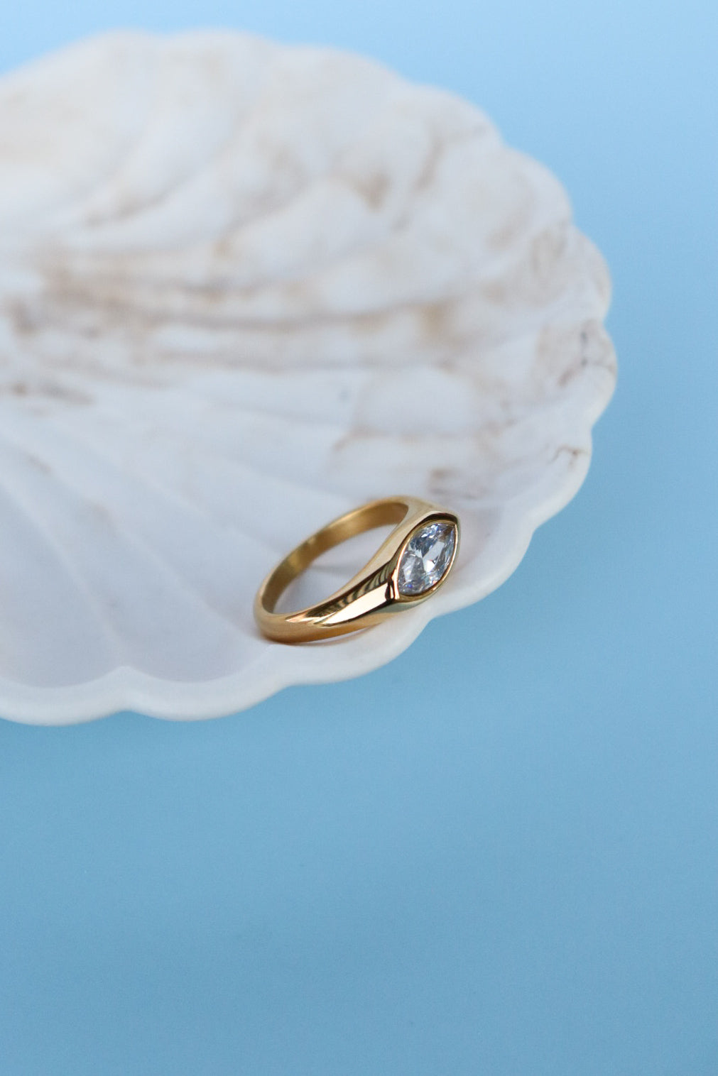 Eyra Ring