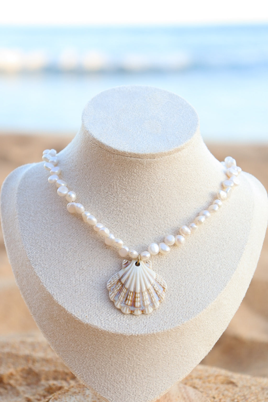 Cove Necklace
